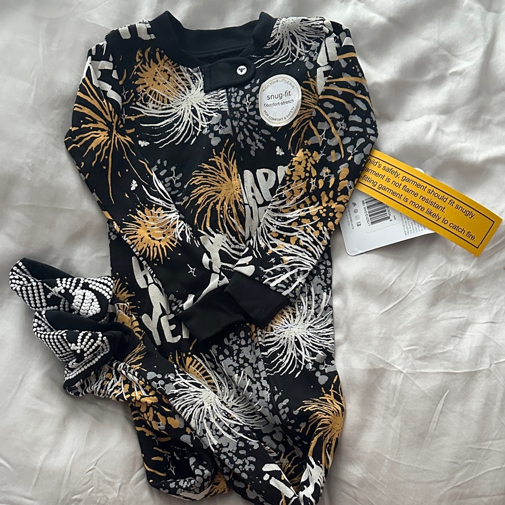 NWT Burt’s Bees footie pajama